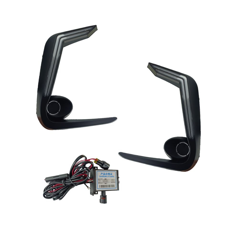 FAROL DE MILHA MOLDURA DAYLIGHT DRL SETA COROLLA 2020