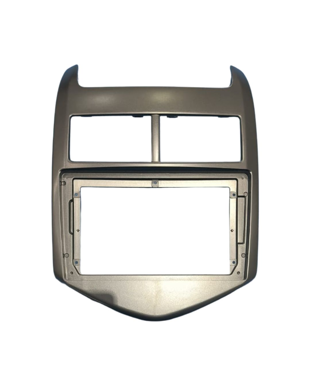 MOLDURA 2 DIN 9" GM SONIC 2012 / 2014 GRAFITE